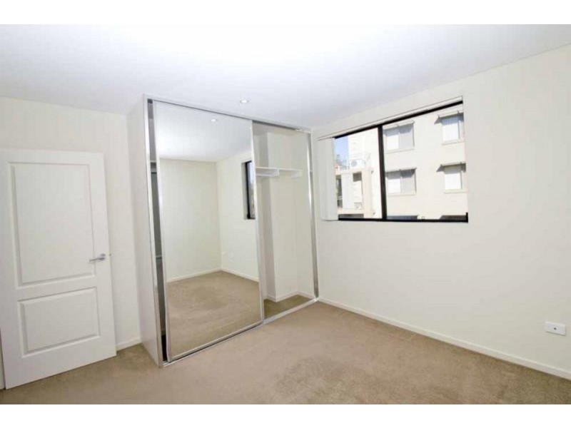 12/13-15 Lydbrook Street, Westmead NSW 2145